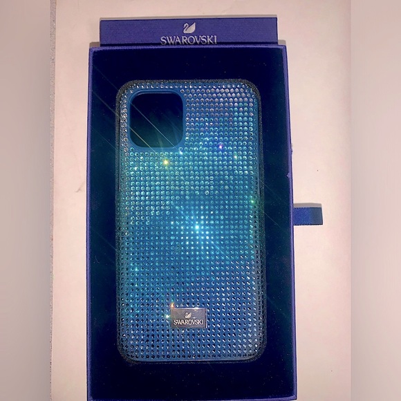 3 SWAROVSKI iPhone 11 Pro Cases - Picture 2 of 4